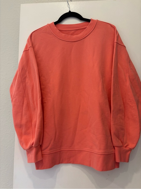 lululemon athletica Tops - relaxed roomy fit lululemon Perfectly Oversized Crew Pullover Sweatshirt